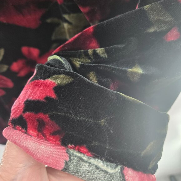 Nicole By Nicole Miller Black Red Velvet Floral Button Down Blouse Size 8 - Picture 6 of 7
